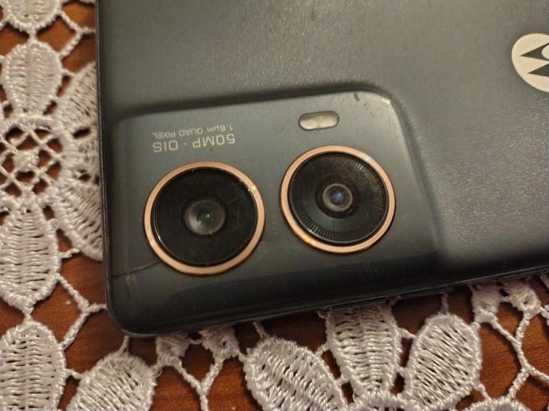 Na sprzedaż Motorola Moto G85 5G w pełni sprawna technicznie.