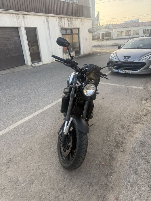 Yamaha xsr 900 como nova
