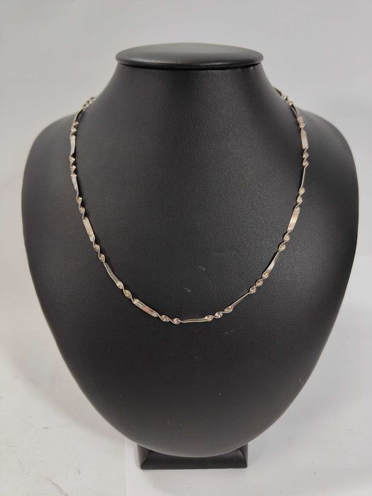 SB194 Srebrny łańcuszek 3,9 G  46 CM