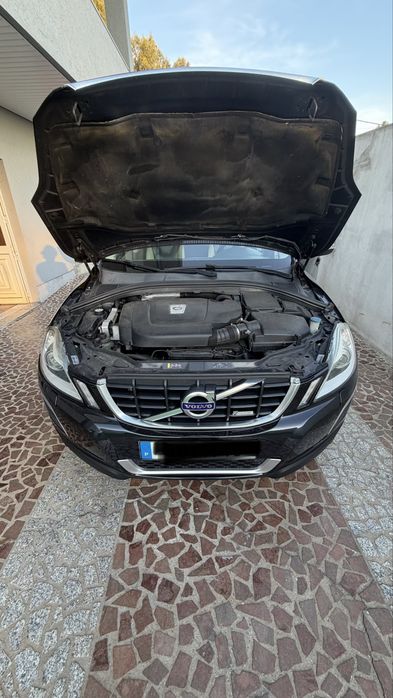 Volvo XC60 2011 R-Design D3