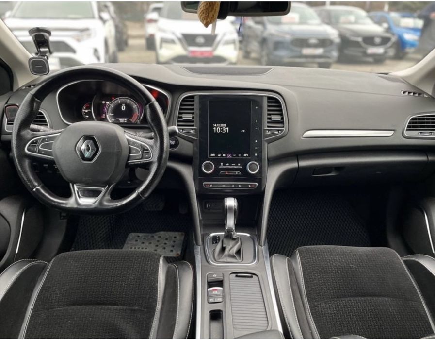 Продам Renault Megane 4 в багатій комплектації Intense