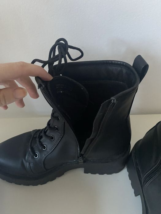 Botas Pretas Tiffosi