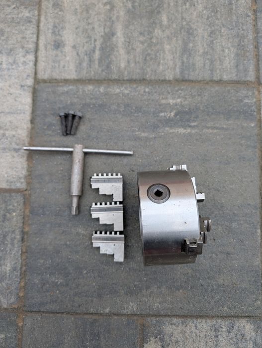 Uchwyt tokarkski TOS 100mm nowy