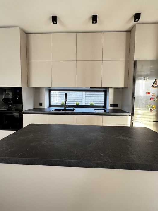 Продам шикарный дом солнечное