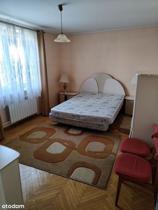 Wolnostojący dom z piwnicą i garażem