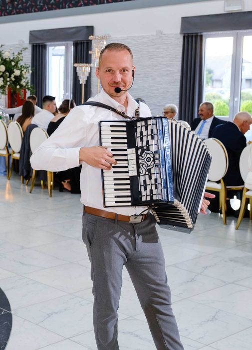 DJ Wodzirej - MAXTON  wesela-urodziny-rocznice-eventy