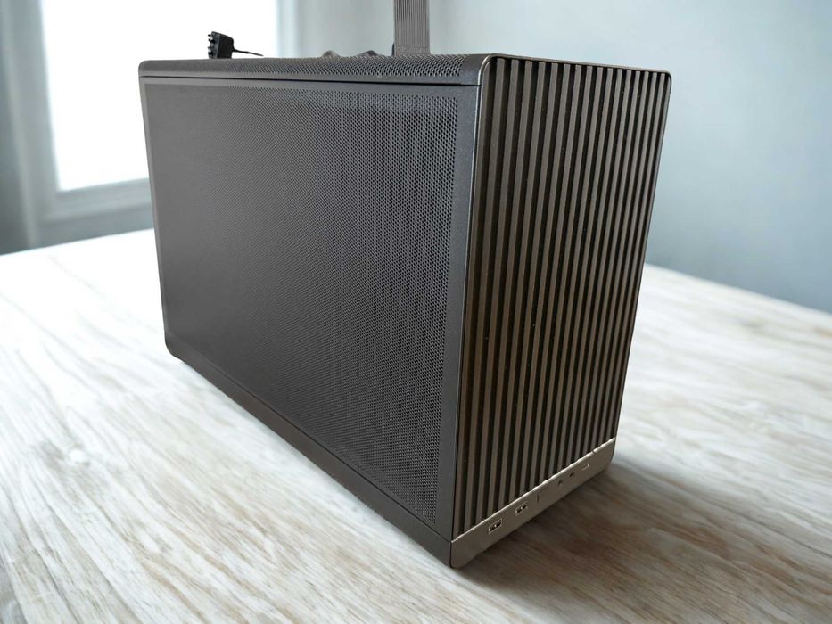 Gaming PC Ryzen 7 5700X / RTX 5060 / 32GB RAM / 1TB SSD / WiFi 6 BT – mocny i kompaktowy