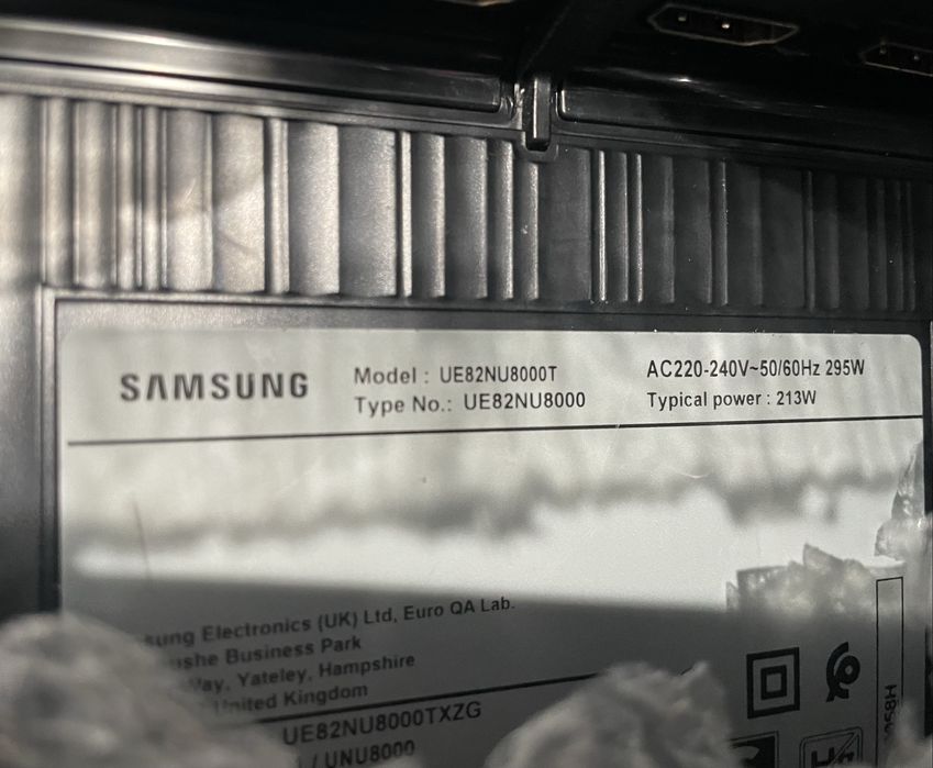 Телевізор Samsung/ 82 дюйма  , Model UE82NU8000T