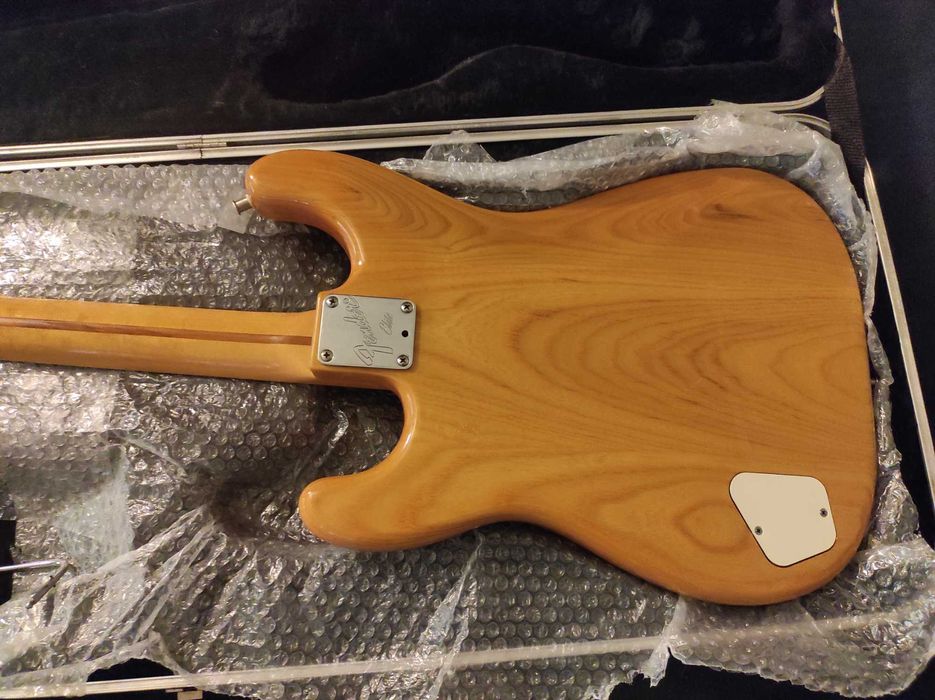 Fender Stratocaster Elite 83