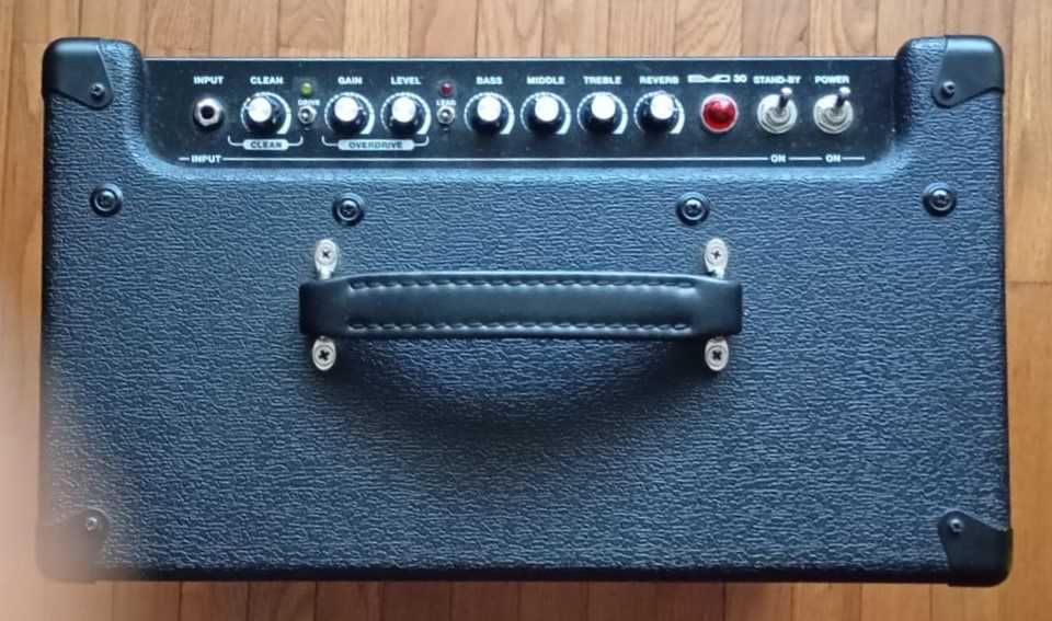 Amplificador Combo EVO Carlsbro 30