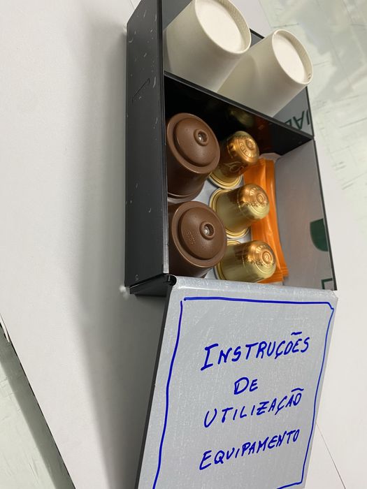 Caixa capsulas café Hotel / AL / Pensão