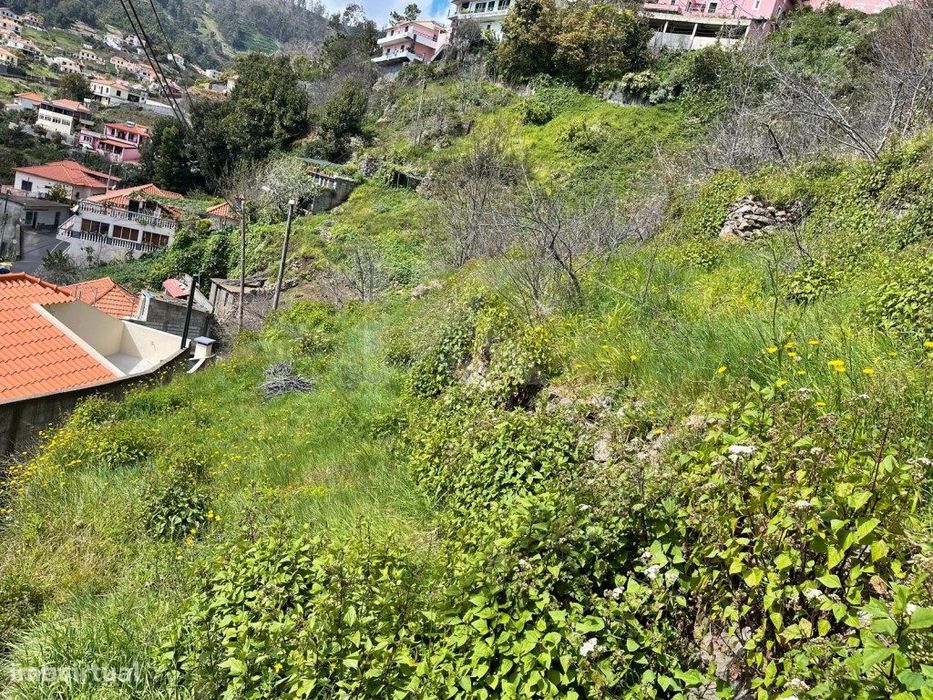 Jardim da Serra Plot of Land