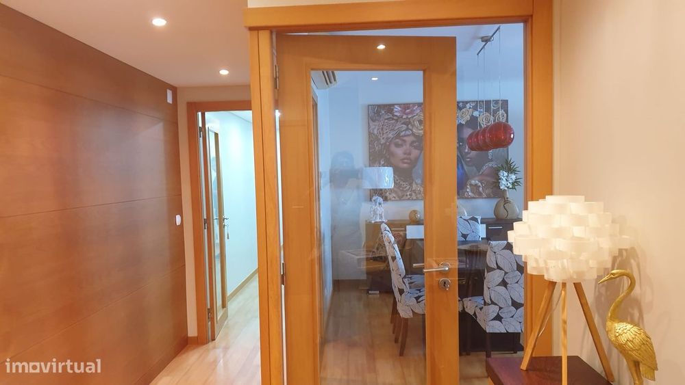 Apartamento T2 em Pico do Salomão- Condomínio fechado com Piscina
