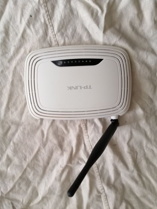 TP-LINK маршрутизатор.