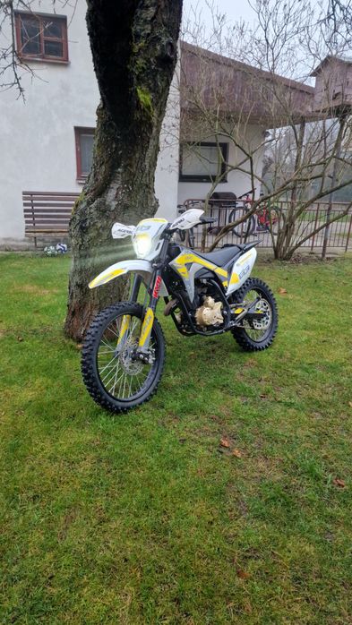 Asix Xb-83 250 na gwarancji