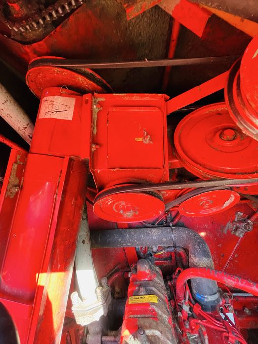 Комбайн Massey Ferguson 19