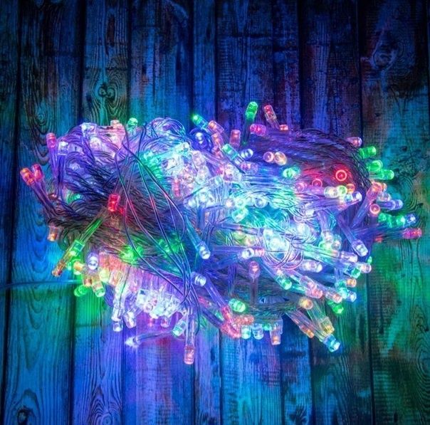 Гірлянда 400 ламп. 20 метрів. 8 режимів. Працює від мережі