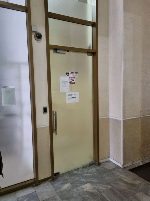 Центр Сдам фасадное помещение в БЦ Ольвия на Бунина Жукова