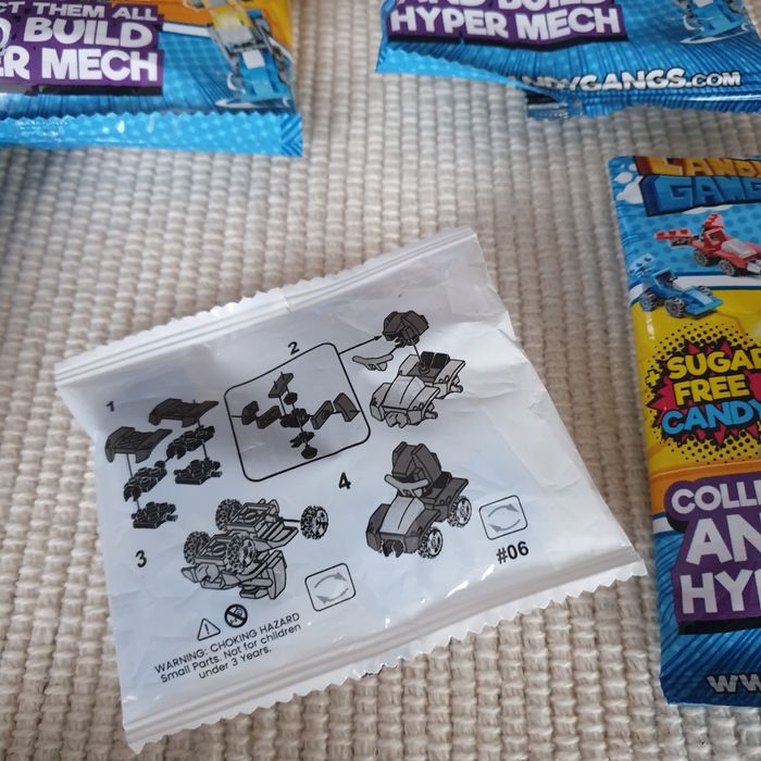 Candy Gangs and build Hyper Mech klocki autka