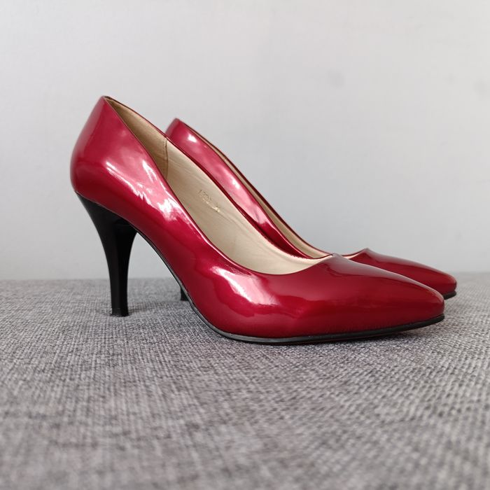Buty na obcasie szpilki czerwone bordowe