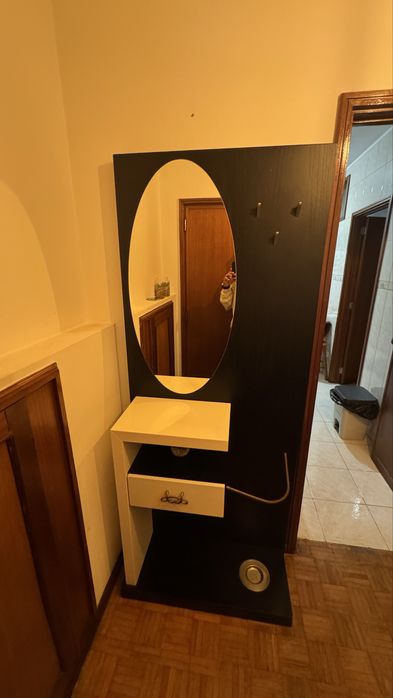 Movel de entrada com gaveta e espelho