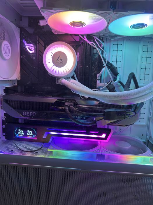 RTX 5070 Gigabyte Gaming OC