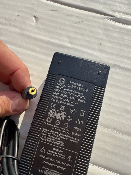 зарядка для самоката 29в, 42в, 63в, 54,6в , 67,2в