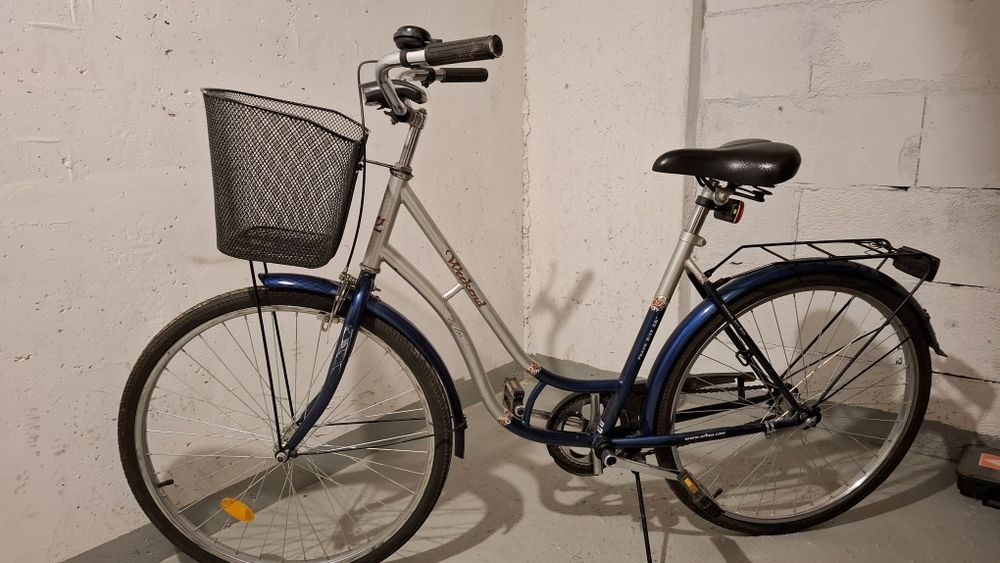 Rower damski z koszykiem