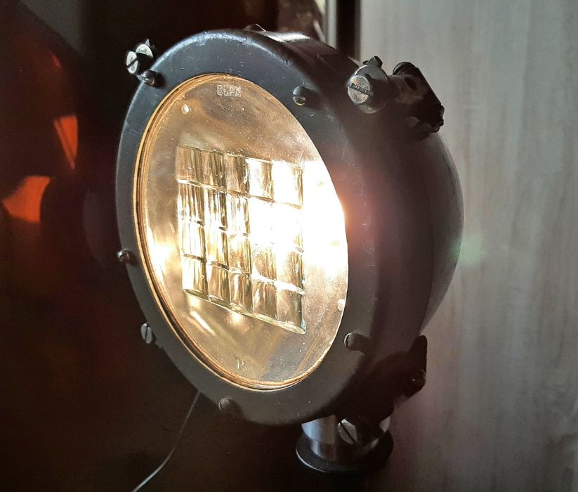 reflektor BWP statyw drewniany, loft