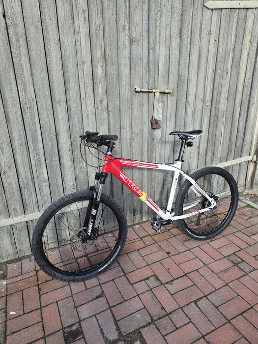 Rower Trek 26cali Rock SHOX