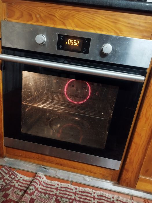 Forno     Elétrico impecável