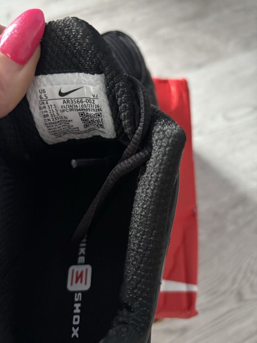 Buty  Nike  Shox
