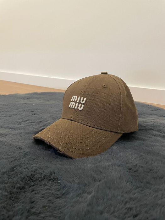 Chapéus  MIUMIU (NOVOS C/Etiqueta)