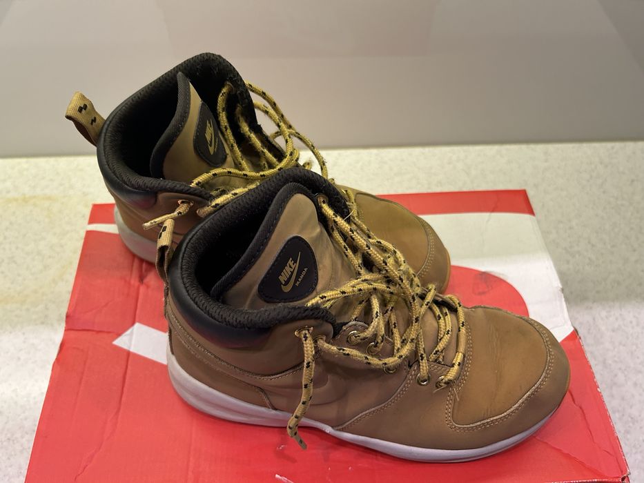 Nike Manoa rozmiar 39