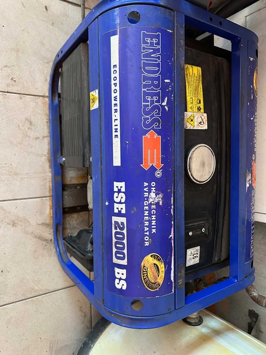 Braki pradu czeste+dlugie,piec gazowy? Agregat Endress ESE 2000 BS AVR