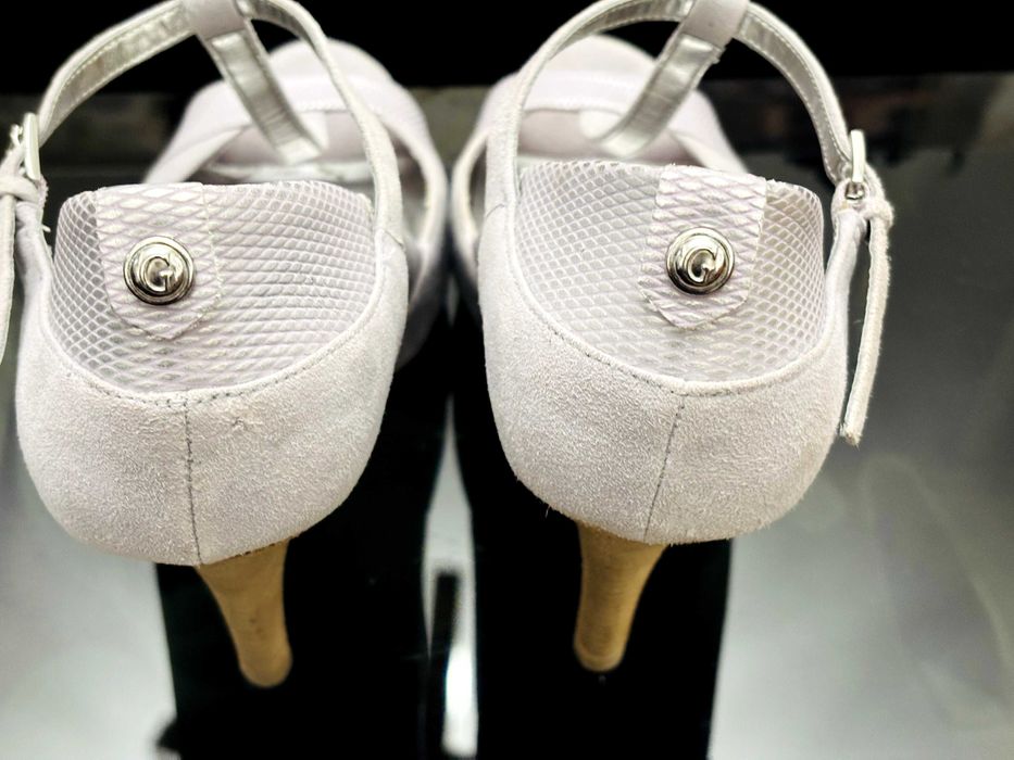 GUESS wrzosowe, fiołkowe, fioletowe sandały na platformie