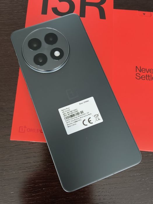 Oneplus 13R 4 miesięczny