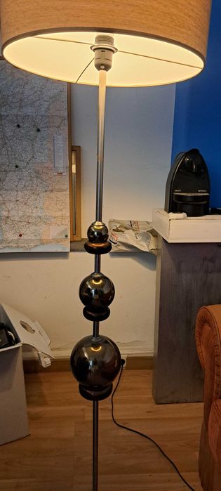 Candeeiro Pé Alto como novo