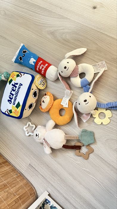 Pluszaki misie grzechotki 6szt