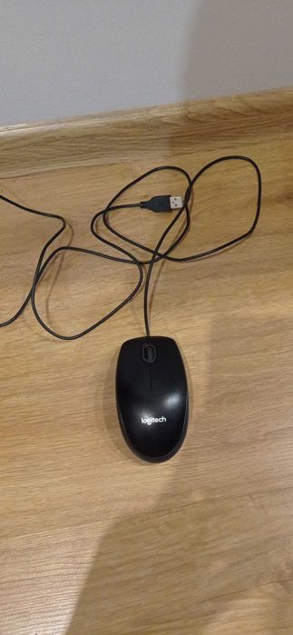Myszka przewodowa Logitech B100