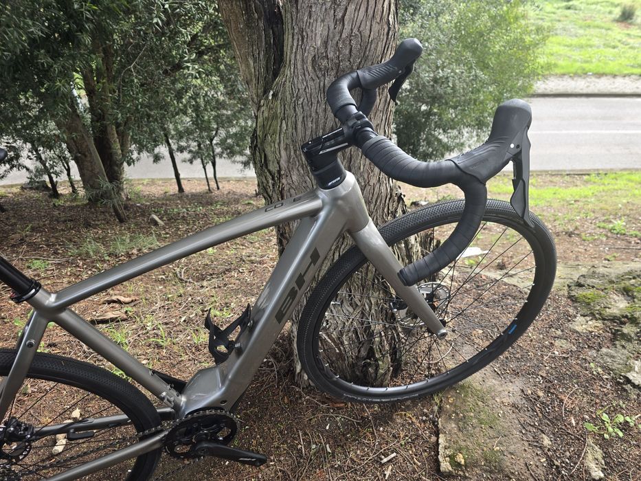 Bh gravel s eletrica de exposicao