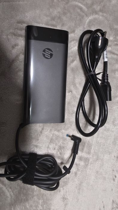 HP Victus i5-12450H / 16Gb / 512 Gb / 4050Gtx