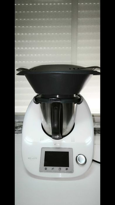 Bimby TM5 — Excelente estado + acessórios originais