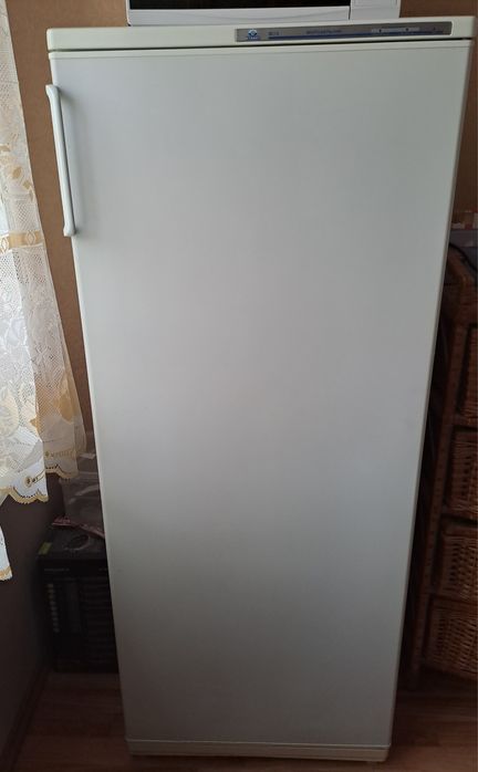 Терміново продаж Морозильна камера Атлант