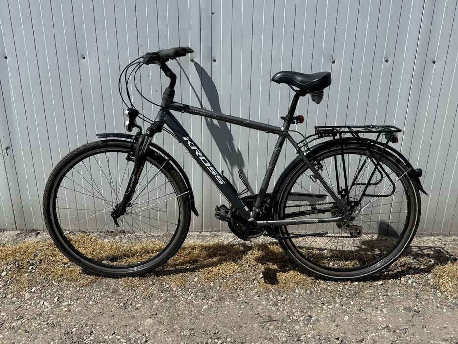 Rower trekkingowy Kross Explorer 1.0 28” – amortyzator, bagażnik, oświetlenie