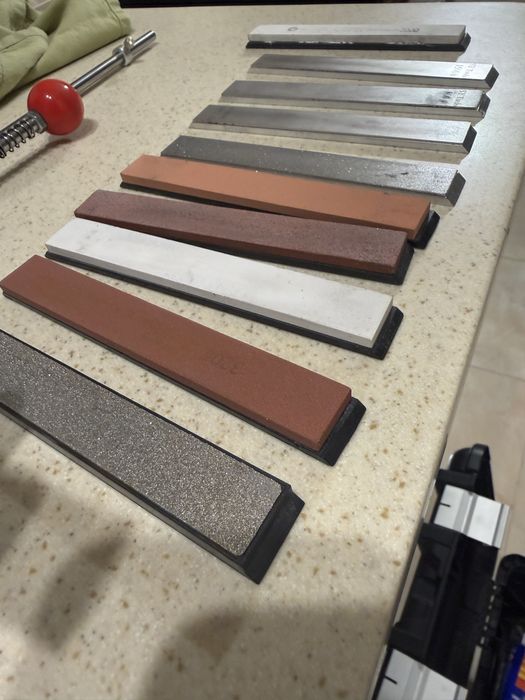 Точилка для ножів