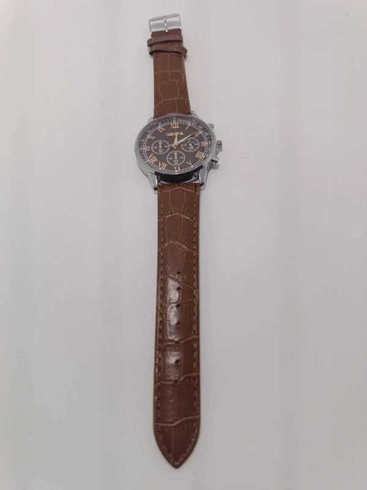 GENEWA męski zegarek kwarcowy – elegancja i sport