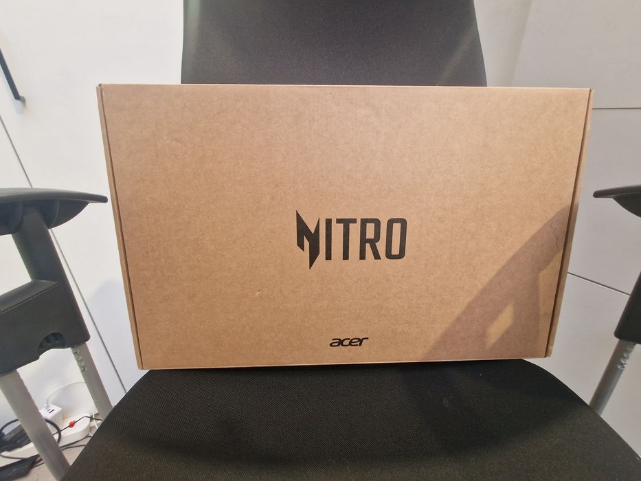 Laptop Gamingowy Asus Nitro V15 RTX 4060 8GB 32GB RAM 1TB SSD Ryzen 7