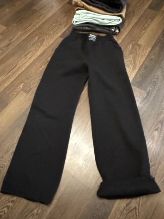 Штани на дівчинку