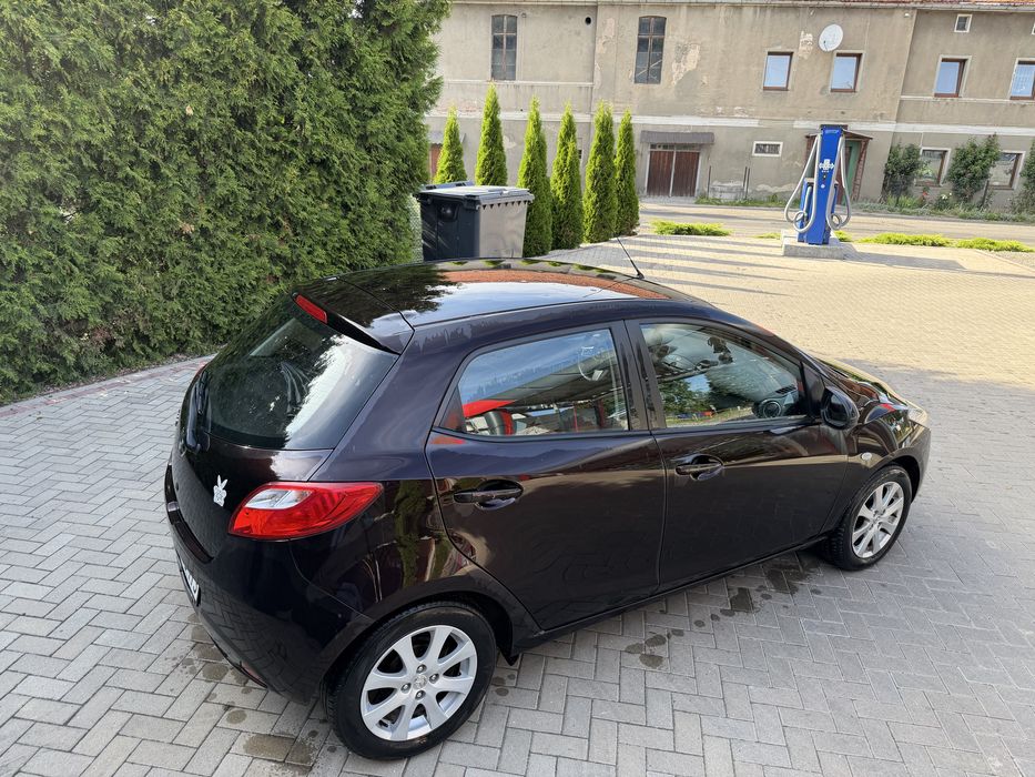 Sprzedam Mazda 2 Super Stan !!